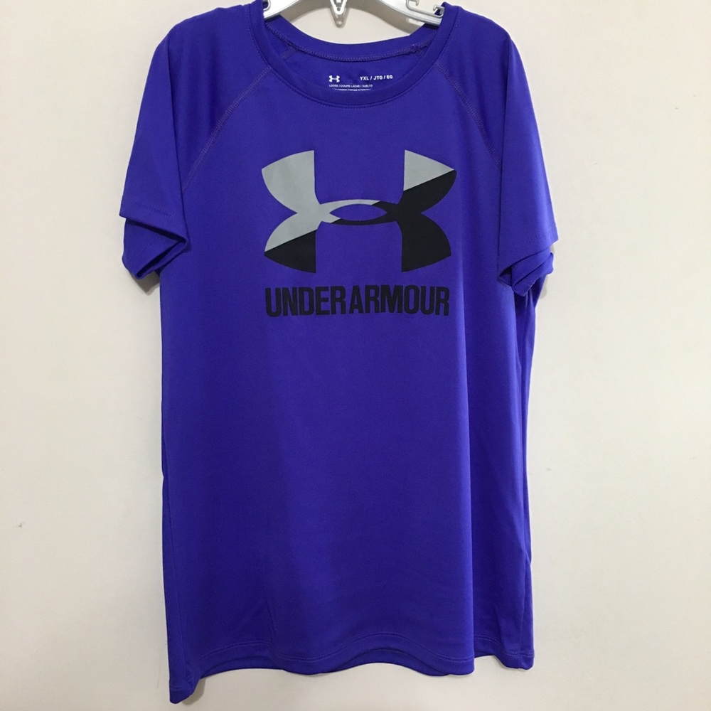 Girls YLG Under Armour shirt